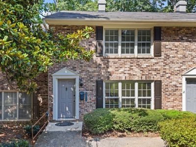 2387 Northlake Ct NE