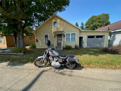 5 Maple Ave