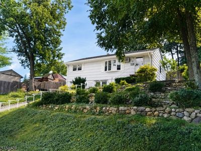 50 Knolls Rd