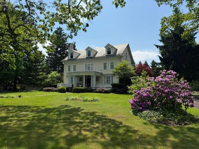 123 W Main St