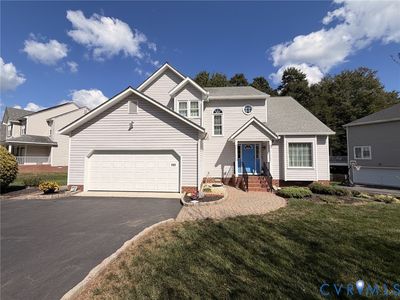 717 McCauliff Dr