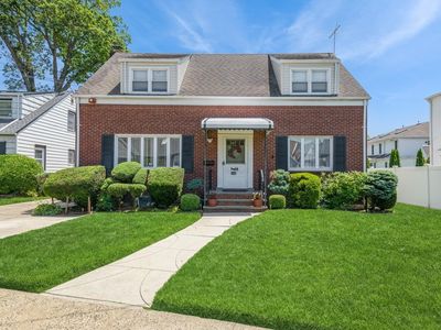Property at 185 Emerson Place, Valley Stream, NY