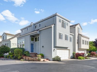 2041 Haines Pl