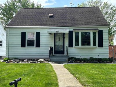 919 Kensington Blvd