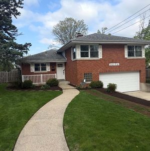 1606 Hoffman Ave