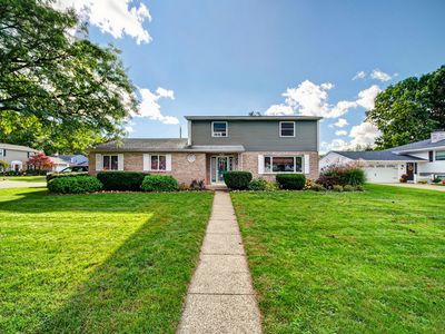 5454 Lucky Ln
