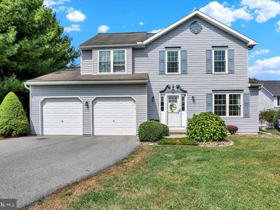 Property at 5 Tulpehocken Ct, Womelsdorf, PA