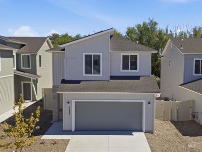 2398 W Fallon Loop