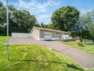 4 Gloria Avenue