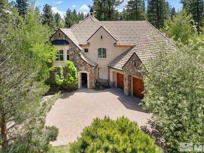 5540 Lausanne Dr