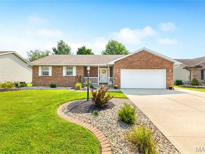 11 Glenmoor Ct