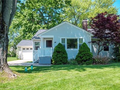 45 Lenora Dr