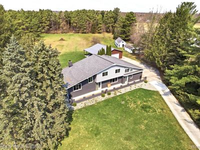 9239 Lange Rd