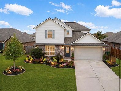 116 E Lake Ct