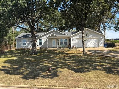 1103 W Main St
