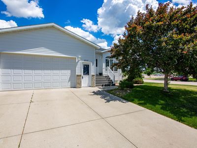 2317 Santa Barbara Dr