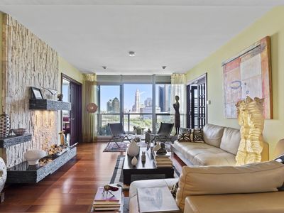 1 Miranova Pl APT 1505
