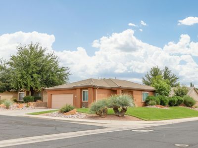 2061 W 1940 N