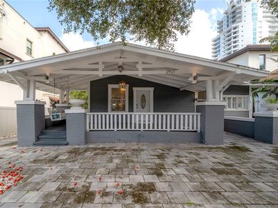 2921 W El Prado Blvd