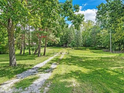 Property at 18229 Howe Rd, Strongsville, OH