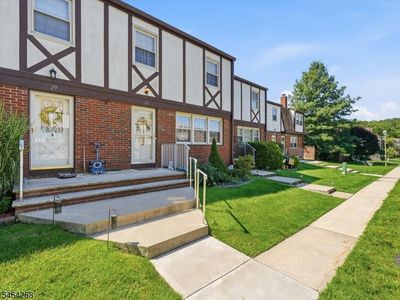 28 Tudor Pl