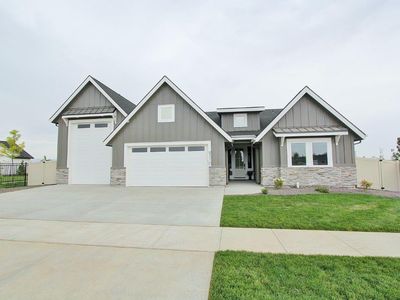 713 Cortona Way