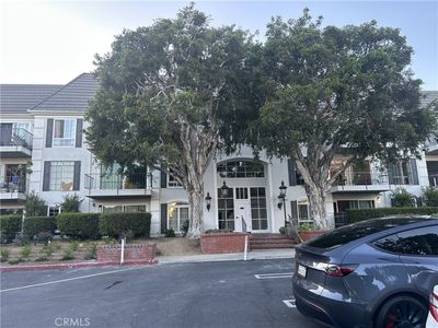 500 Cagney Ln APT 208