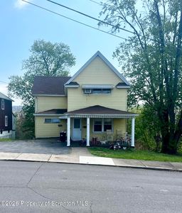 1273 Snyder Ave