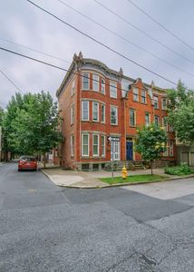 205 Harris St