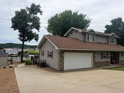 200 Long Acres Dr