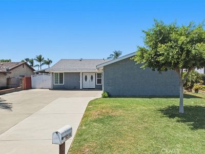 1554 S Cypress Ave