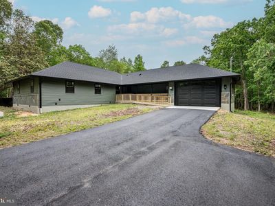 2429 Sunnyhill Ave