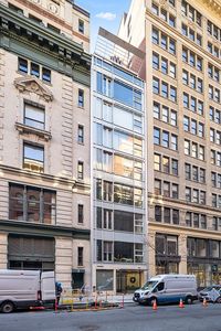 116 W 22nd St APT 3
