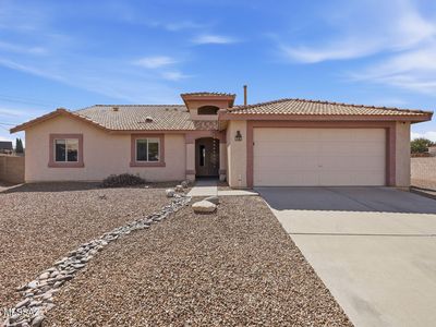 821 N Silverleaf Oak Pl