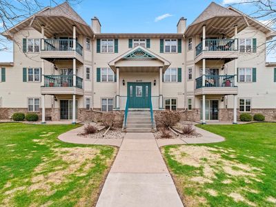 W6143 Victorian Dr APT 15