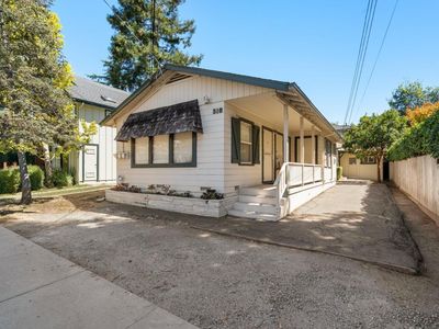 516 Capitola Ave
