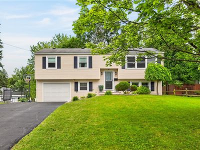 18 Aldrich Dr