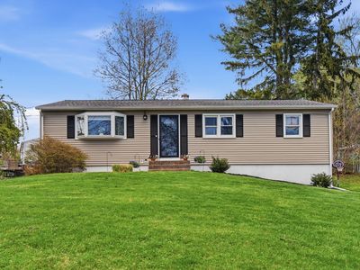 35 Apple Tree Lane