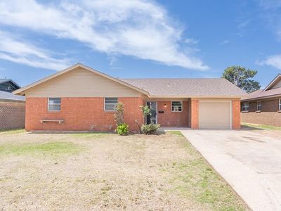 4506 Roosevelt Dr