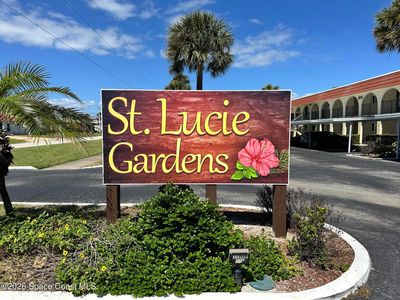 201 Saint Lucie Ln APT 804