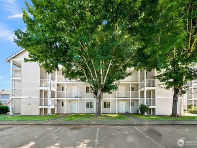 2713 W Maplewood Avenue #211