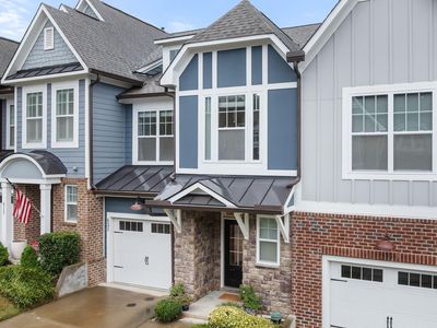 621 Fallon Grove Way