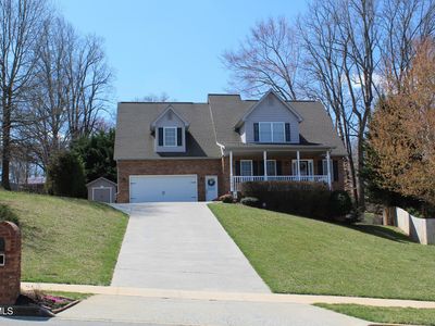 1085 Carriage Hills Pl