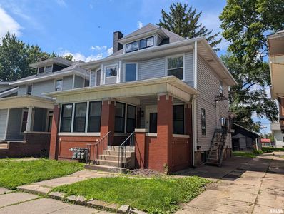 1611 W Barker Ave