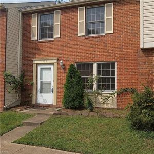 525 Chanticlar Ct