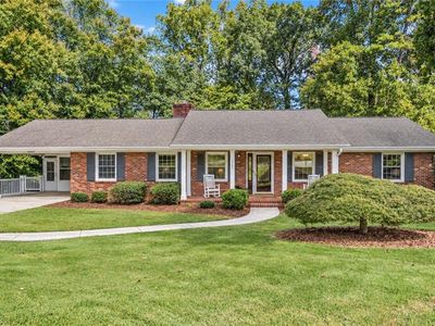 4963 Stonington Rd