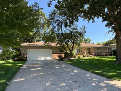 1521 Highland Dr