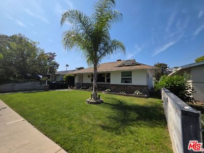 3807 W Clark Ave