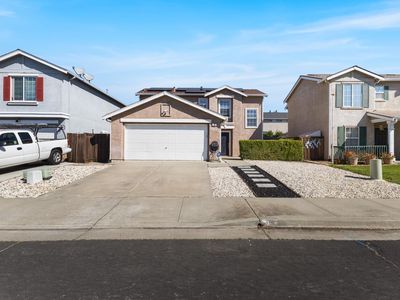 38 Tea Rose Way