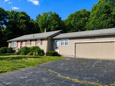 Property at 1282 Quaker St, Northbridge, MA